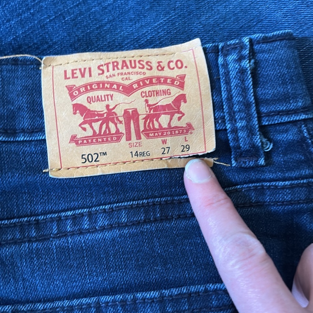 Levi's 502 Regular Taper Jeans - Picture 4 of 7